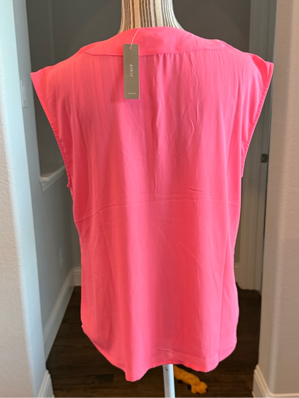 JCrew V-Neck Sleeveless Blouse in Hot Pink medium - Picture 6 of 13